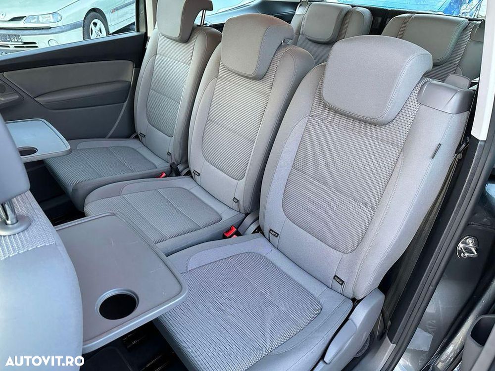 Volkswagen Sharan 2.0 TDI DSG (BlueMotion Technology) Comfortline - 14