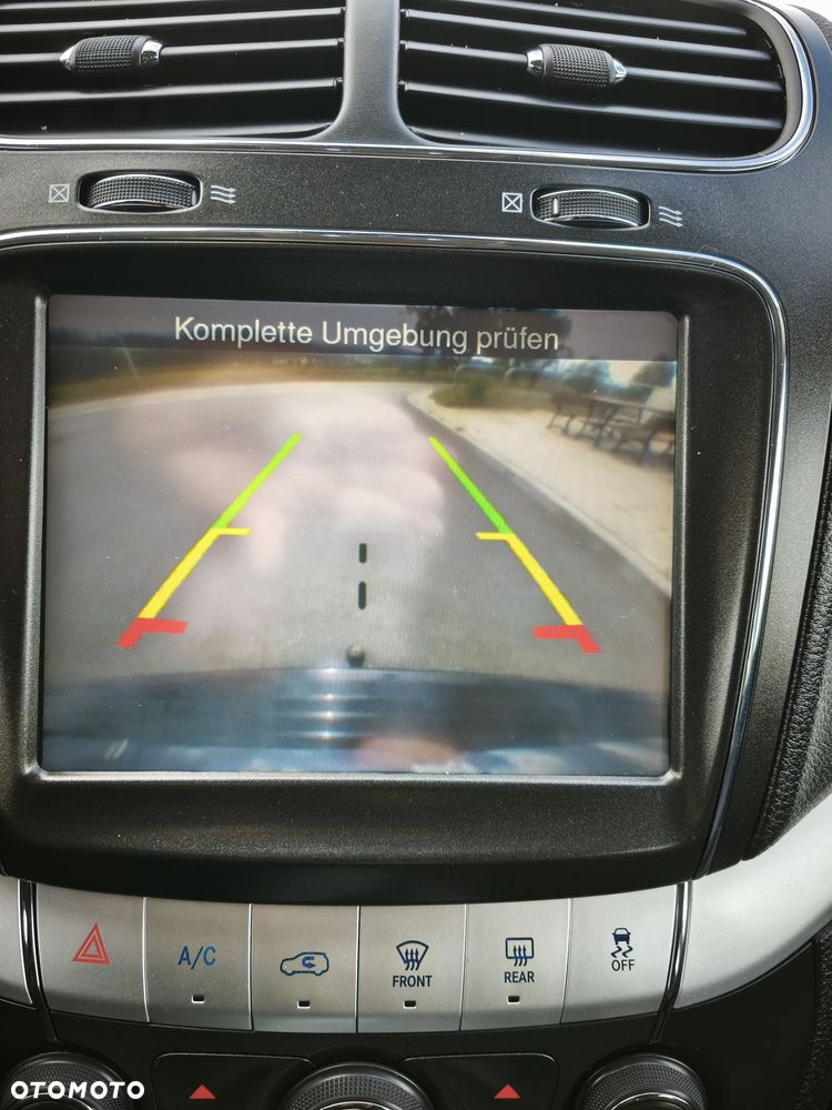 Fiat Freemont 2.0 Multijet 16V DPF Automatik Allrad Lounge - 26