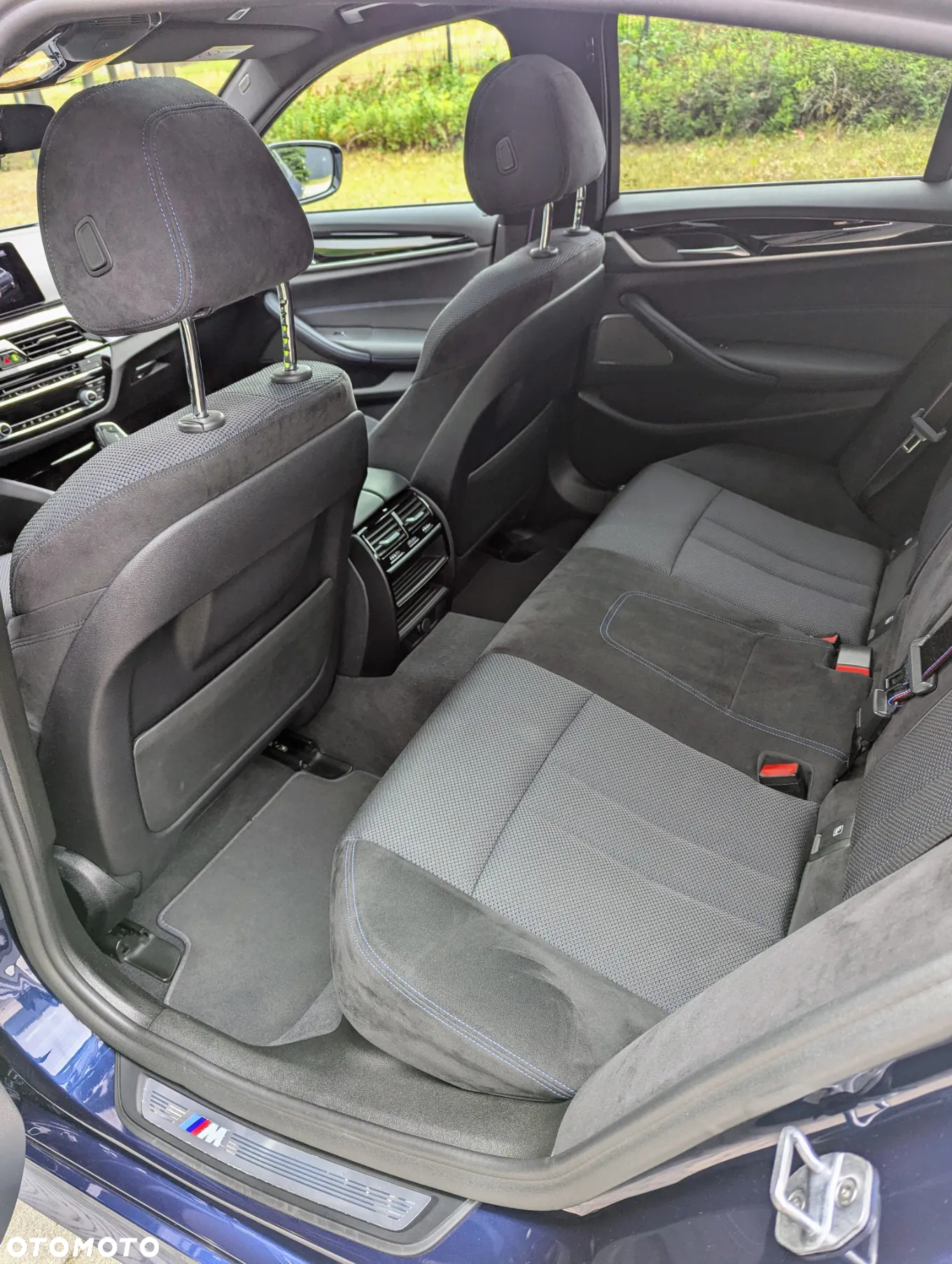 BMW Seria 5 530i GPF xDrive M Sport sport - 14