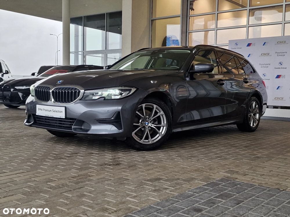 BMW Seria 3 320i Sport Line - 1