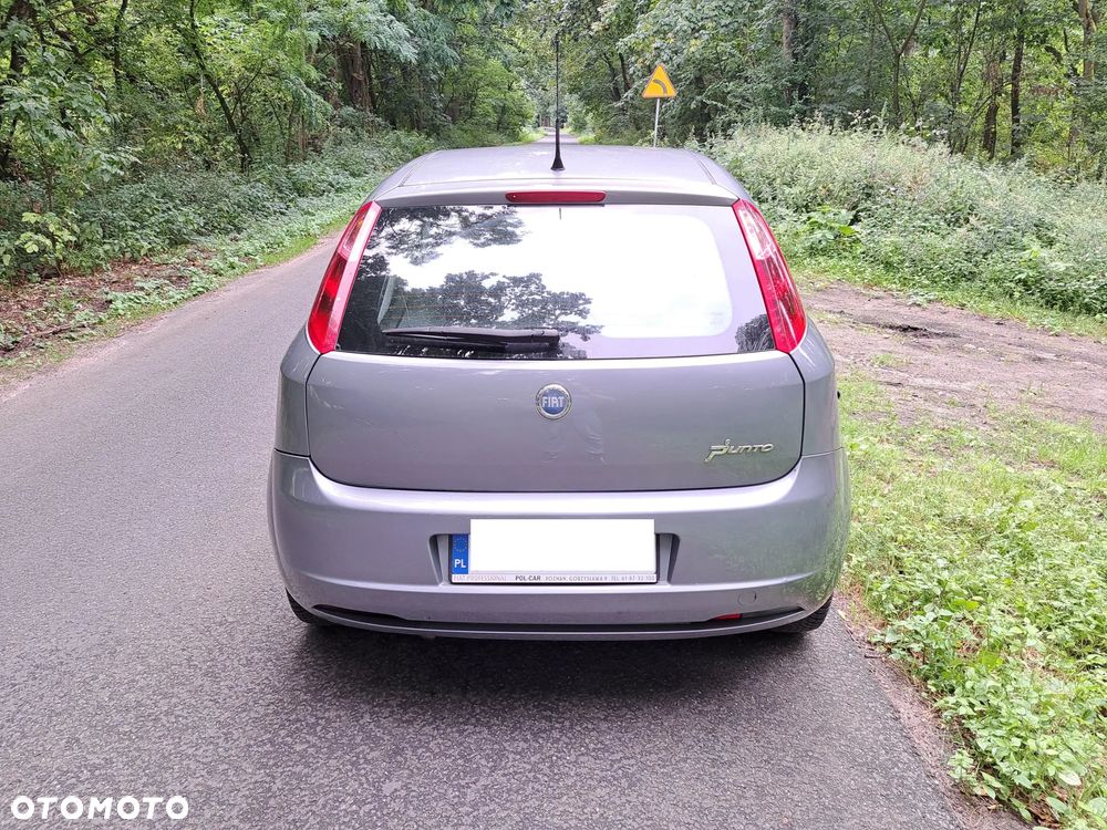 Fiat Grande Punto - 8