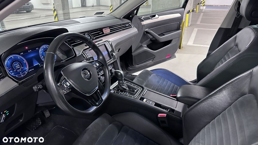 Volkswagen Passat 2.0 TDI SCR Highline DSG - 16