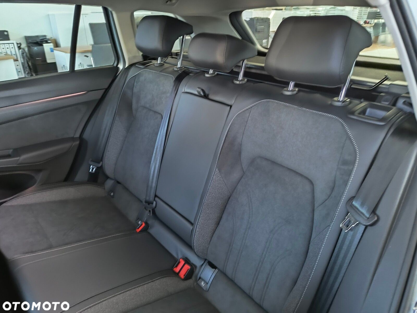 Volkswagen Golf - 20