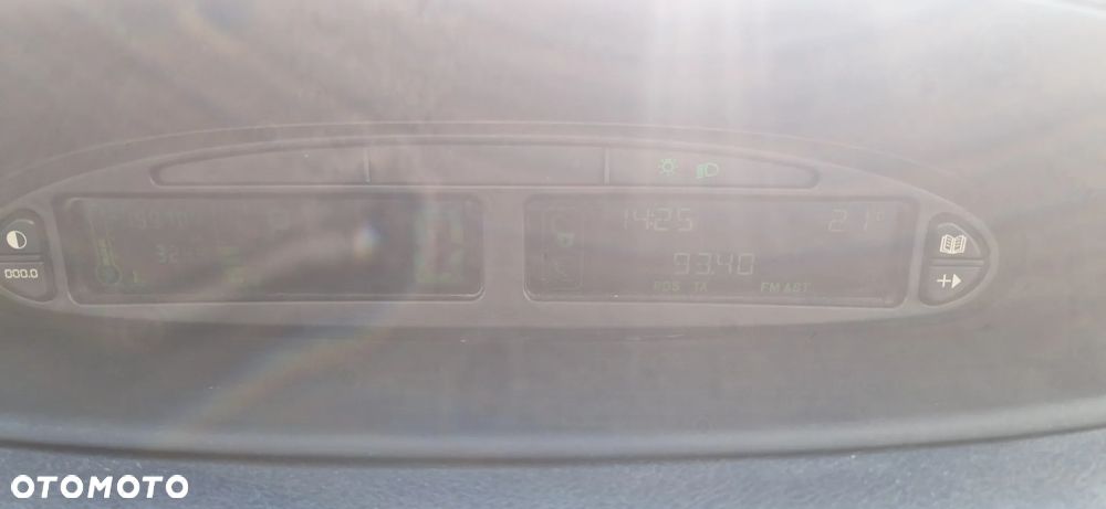Citroën Xsara Picasso 2.0 16V Exclusive - 11