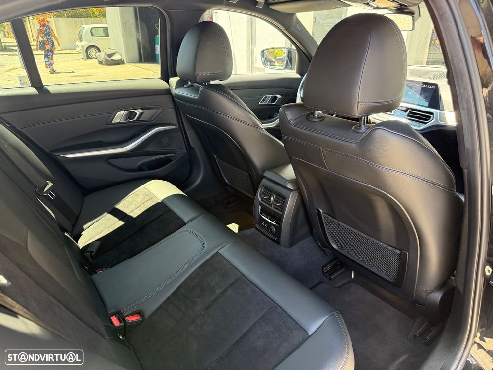 BMW 320 d Pack M Auto - 15