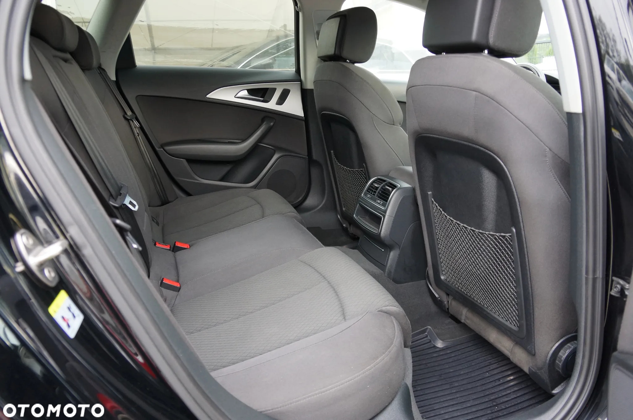 Audi A6 Avant 2.0 TDI quattro S tronic - 30