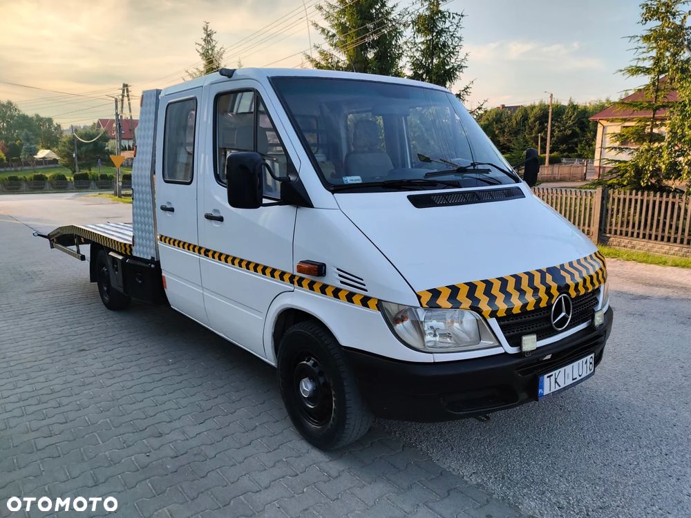 Mercedes-Benz Sprinter - 1