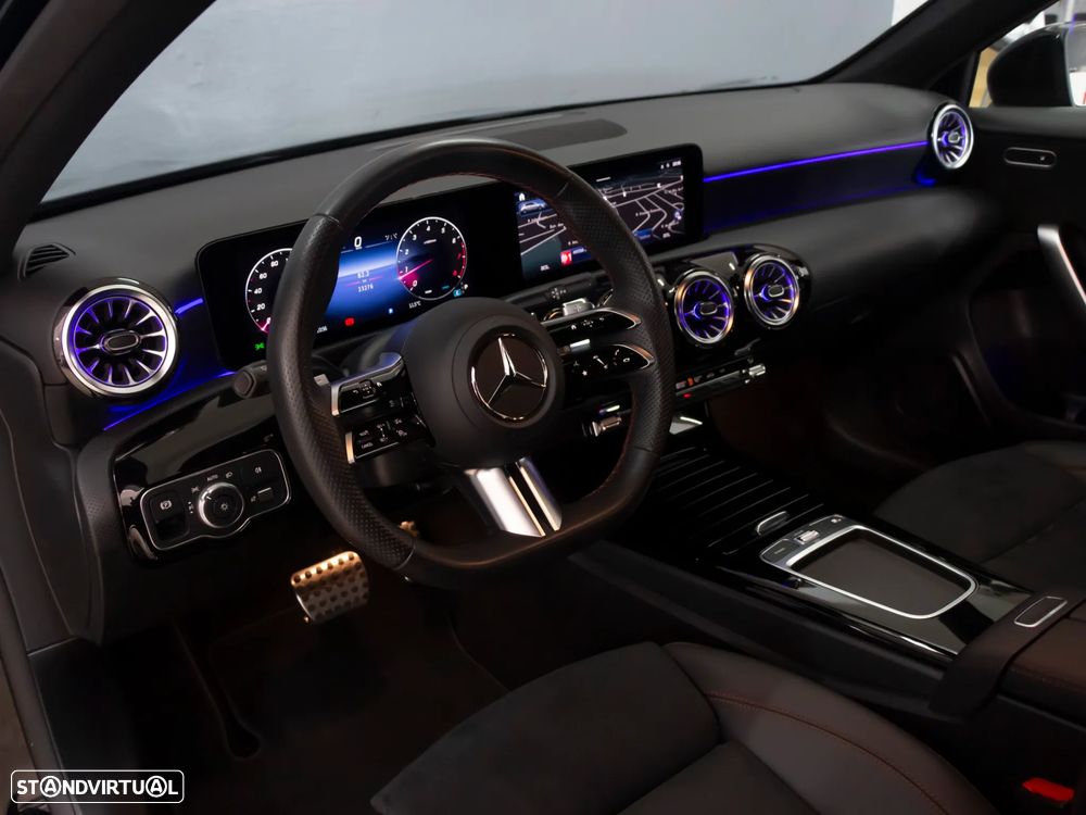 Mercedes-Benz A 200 AMG Line Aut. - 16