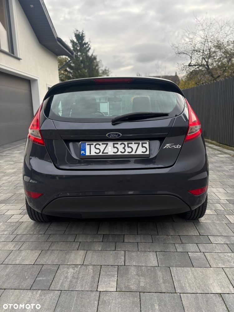 Ford Fiesta - 5