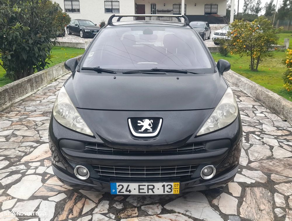 Peugeot 207 1.4 16V Trendy - 3