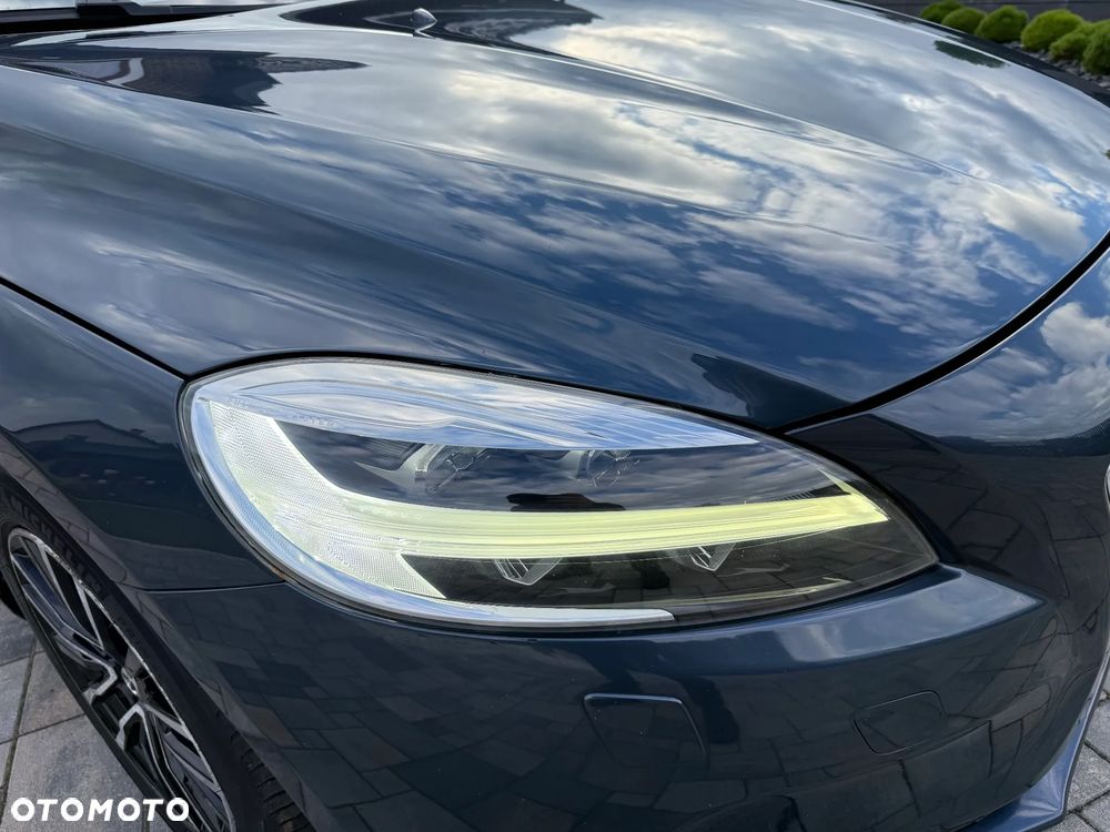 Volvo V40 D2 Summum - 29
