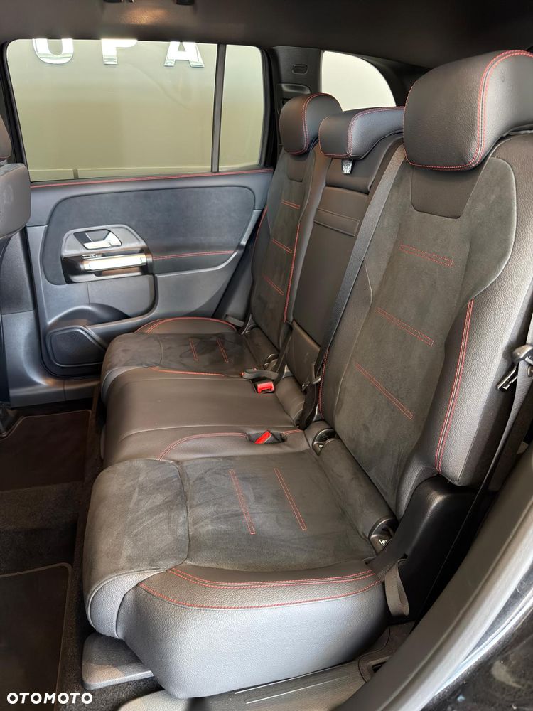Mercedes-Benz GLB 200 mHEV AMG Line 7G-DCT - 12
