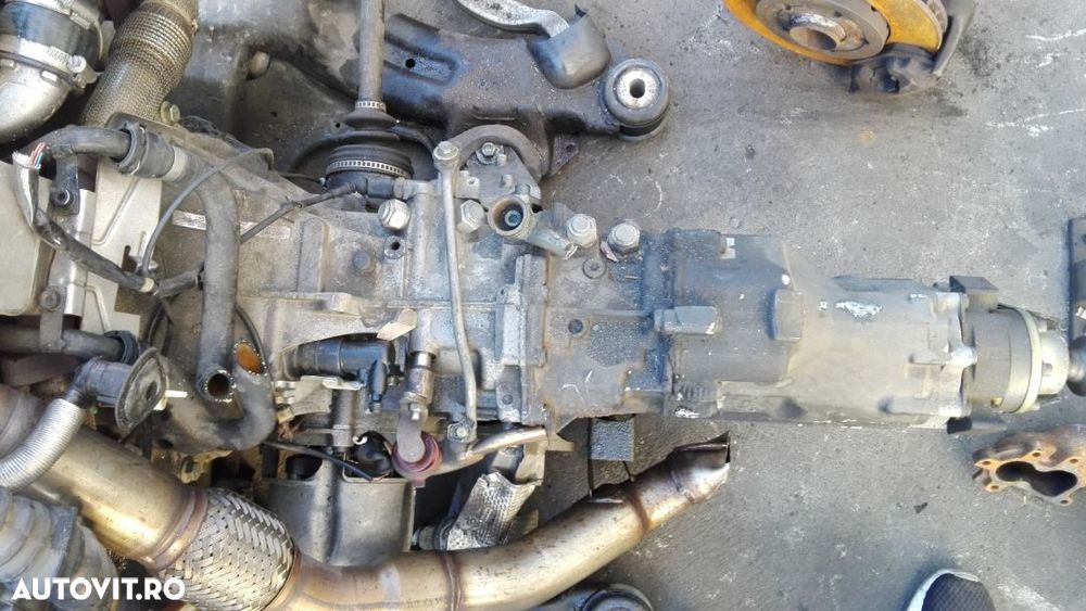 Cutie viteze 4x4 manuala Audi A6 2.5 TDI 150 CP din 2001 - 1
