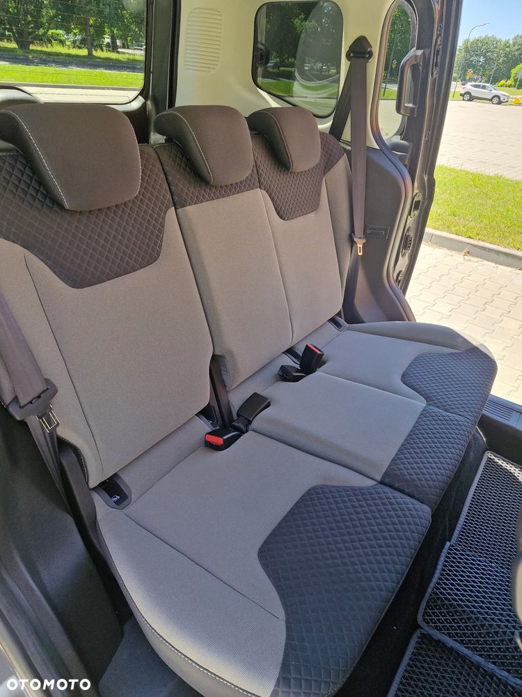 Ford Tourneo Courier 1.0 EcoBoost S&S Trend - 12