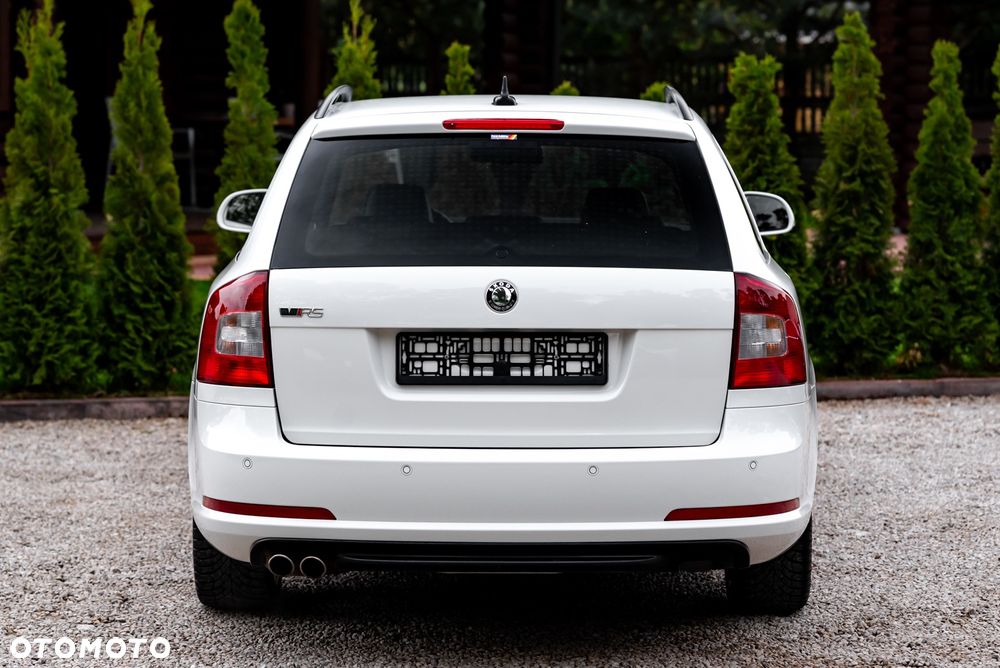 Skoda Octavia 2.0 TDI RS DSG - 8