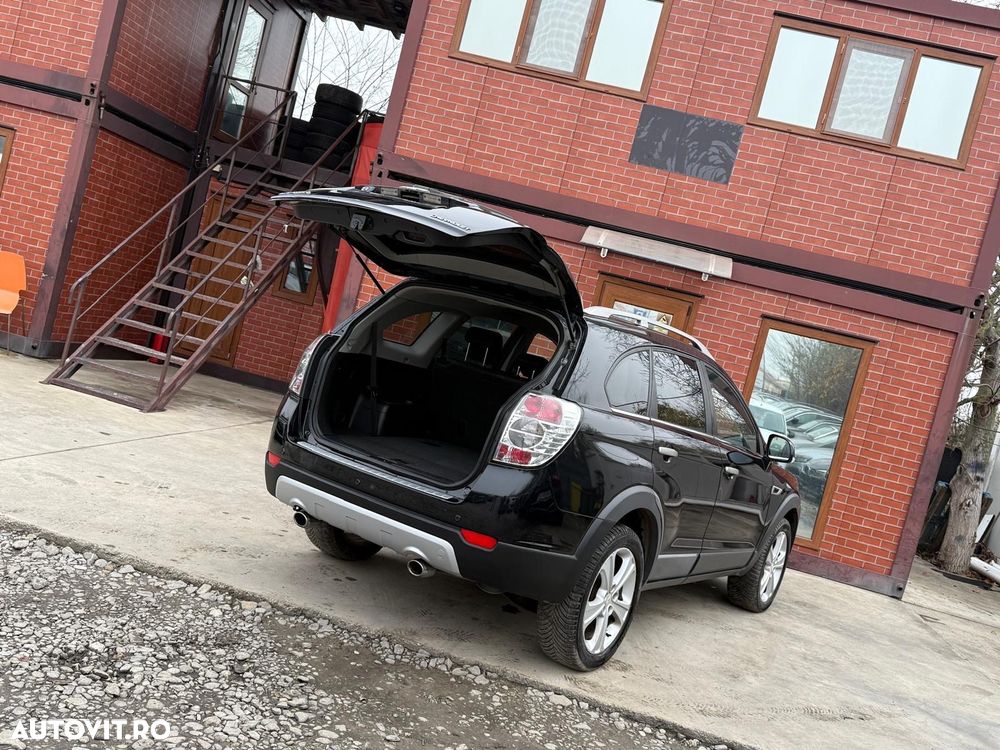 Chevrolet Captiva 2.2D AWD 7 locuri Aut. LTZ - 23