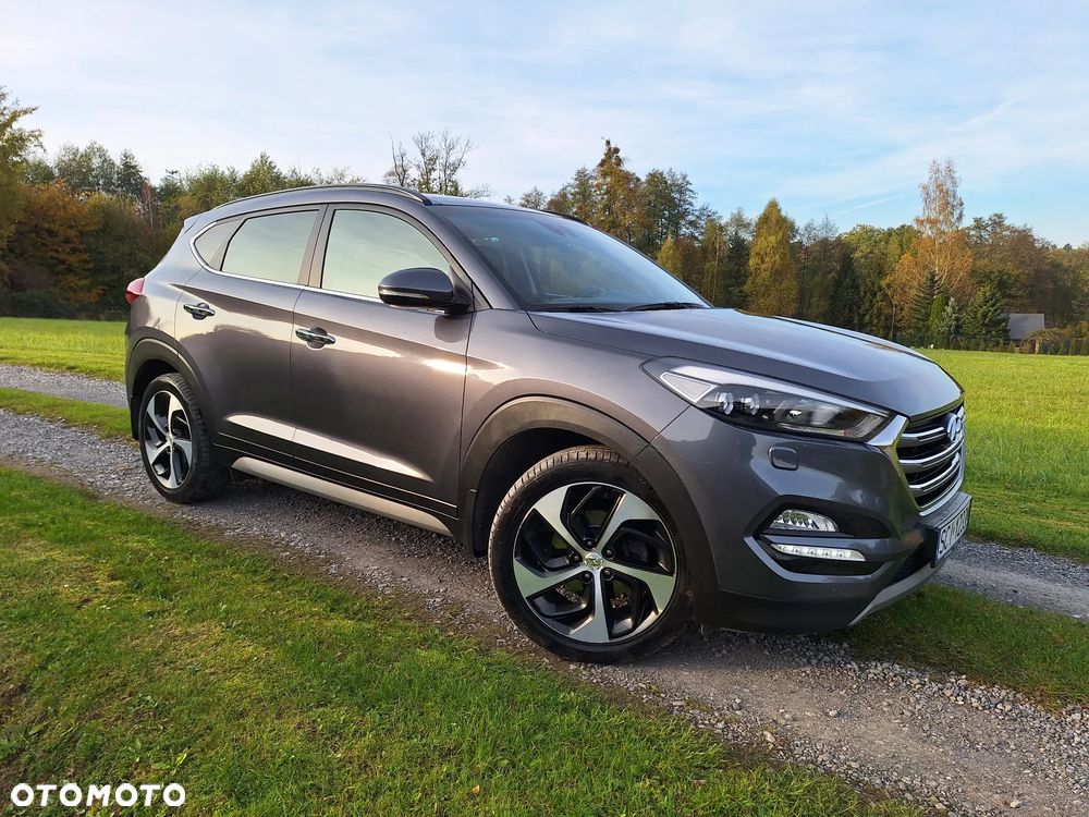 Hyundai Tucson 2.0 CRDI BlueDrive Style 2WD - 25
