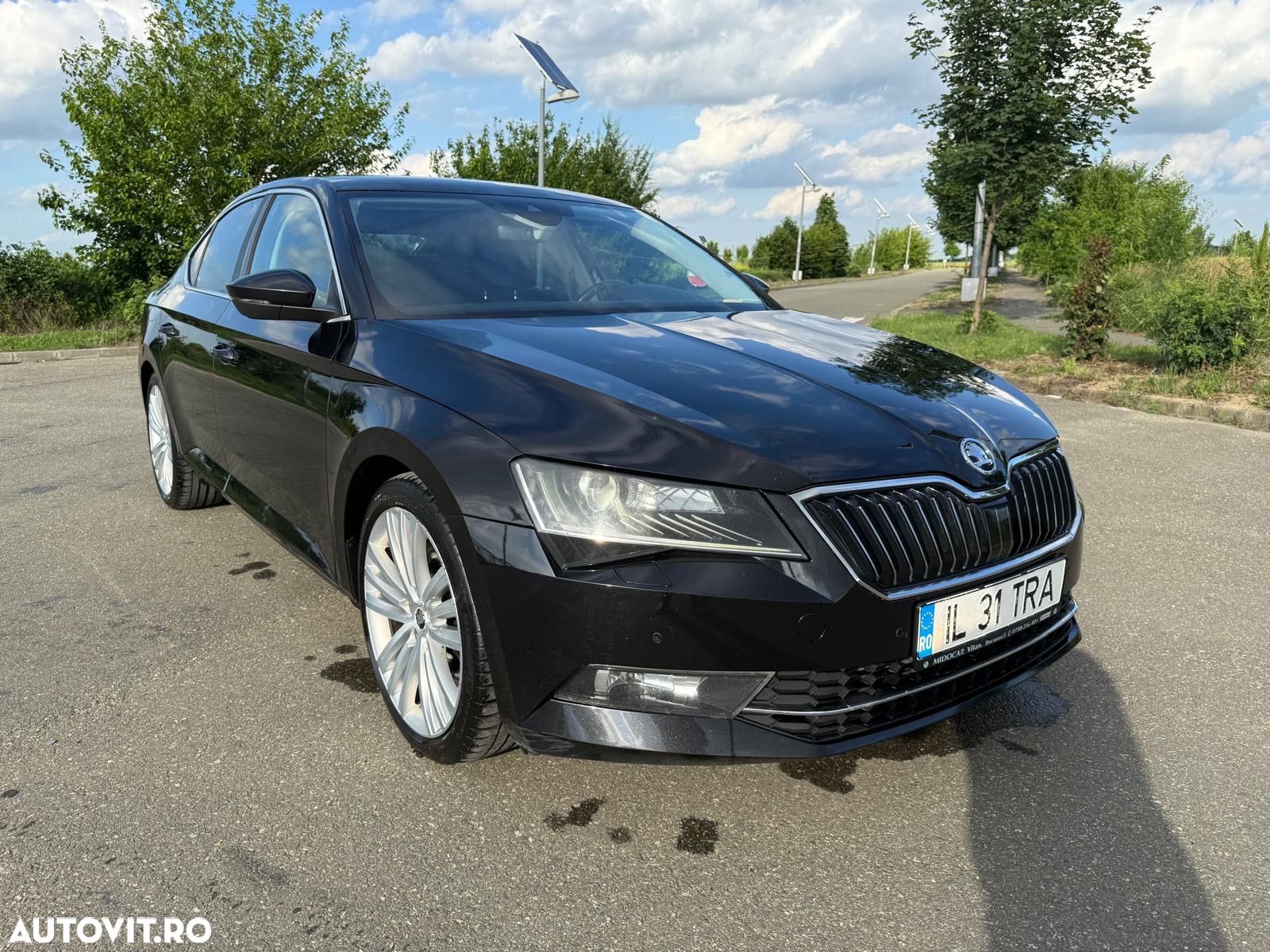 Skoda Superb 2.0 TDI DSG 4X4 Style - 1