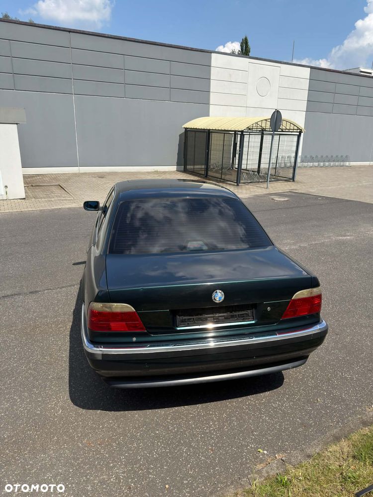 BMW Seria 7 - 6