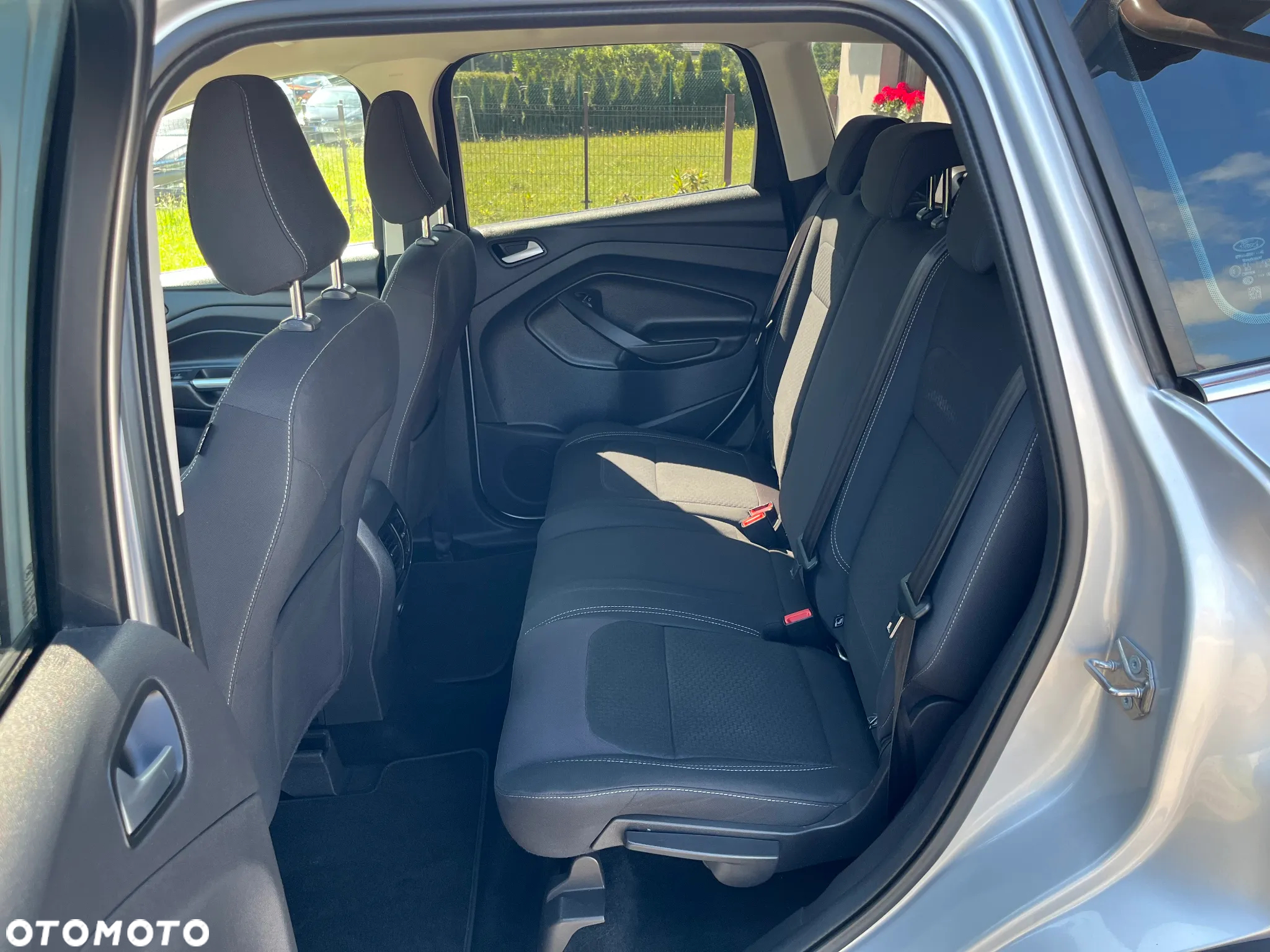 Ford Kuga 2.0 TDCi 2x4 Titanium - 19
