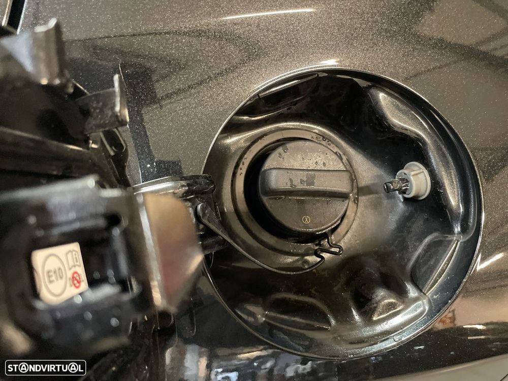 Lexus UX 250h Special Edition (LCA) - 27