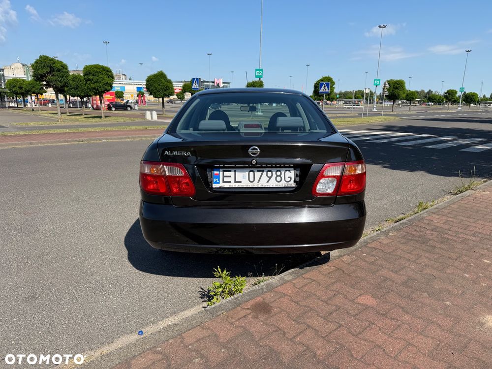 Nissan Almera 1.5 Acenta - 6