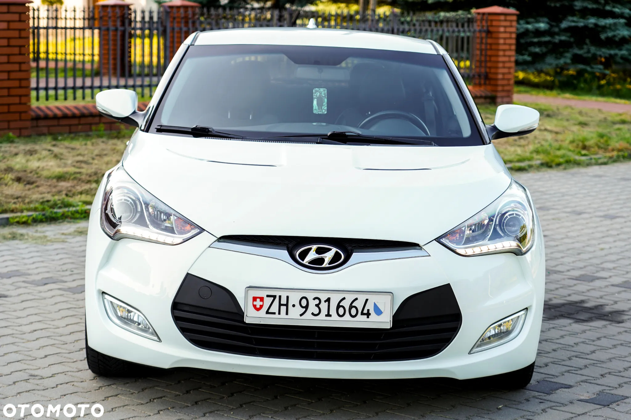 Hyundai Veloster 1.6 blue Premium - 8