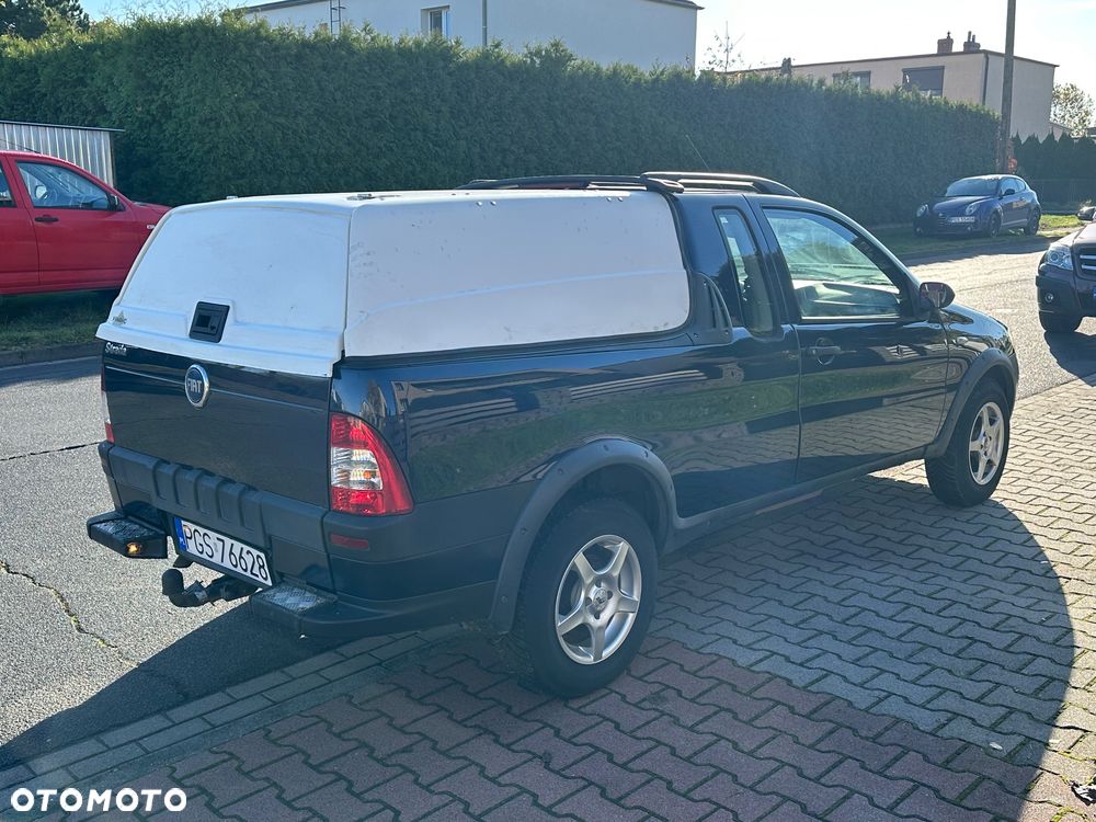 Fiat Strada 1.3 Adventure - 11