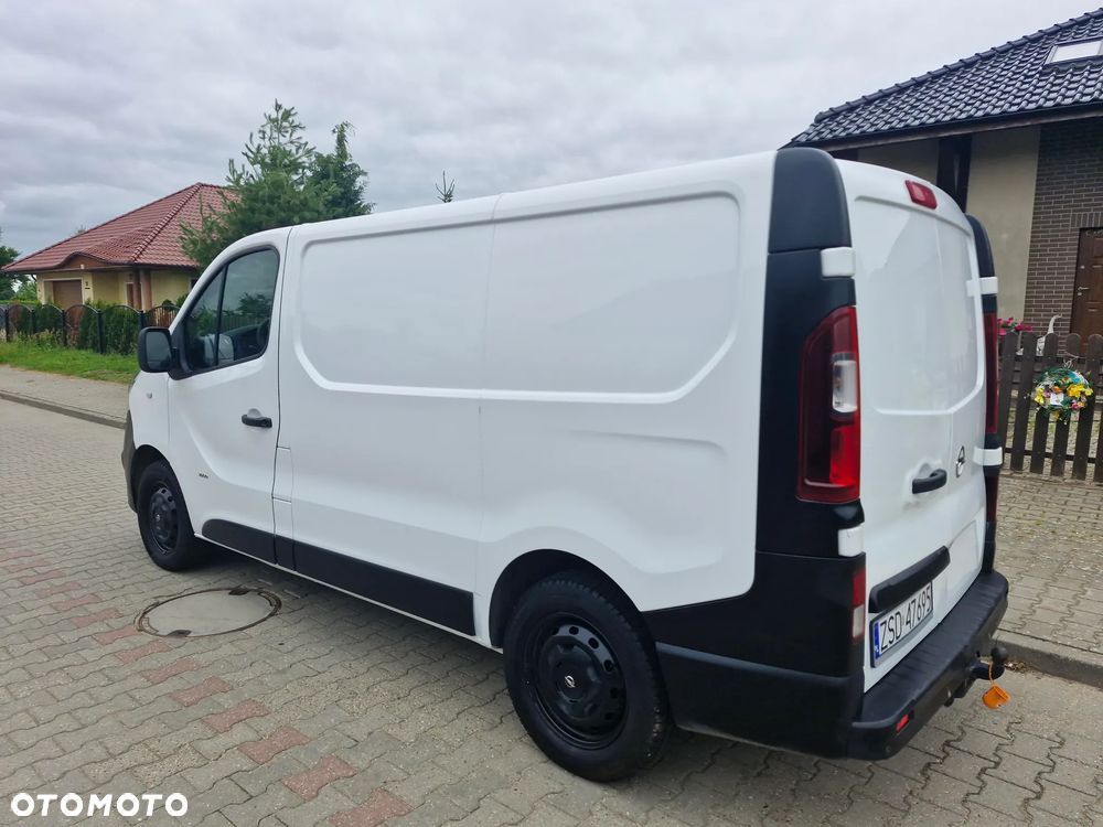 Opel vivaro - 9