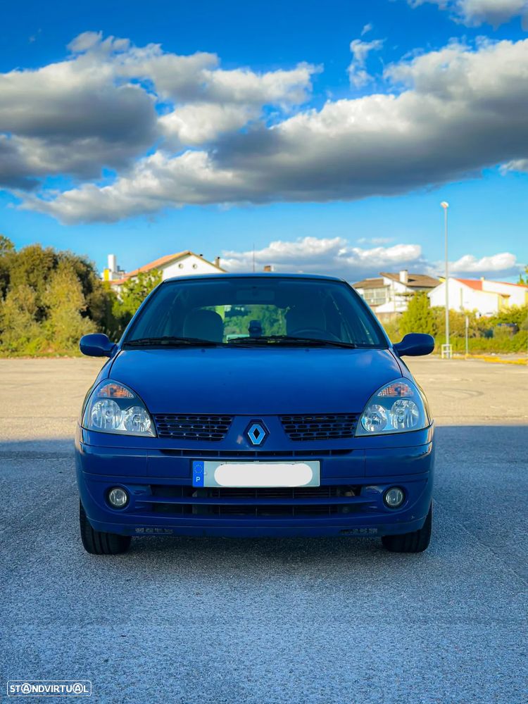 Renault Clio - 2