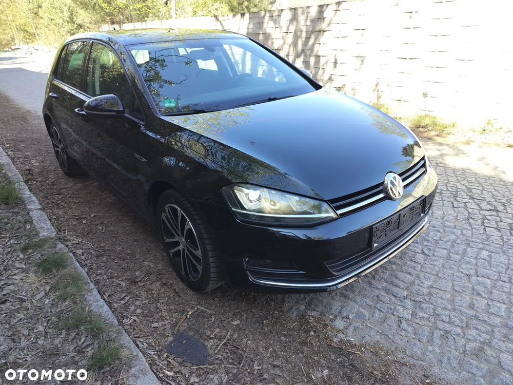 Volkswagen Golf 2.0 TDI BlueMotion Technology Lounge - 2