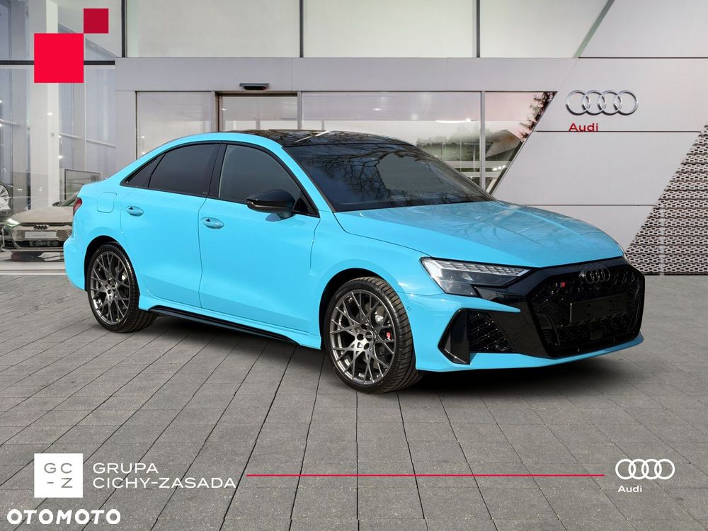 Audi RS3 Limousine - 8