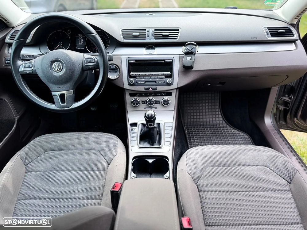VW Passat Variant 2.0 TDI BlueMotion Comfortline - 40