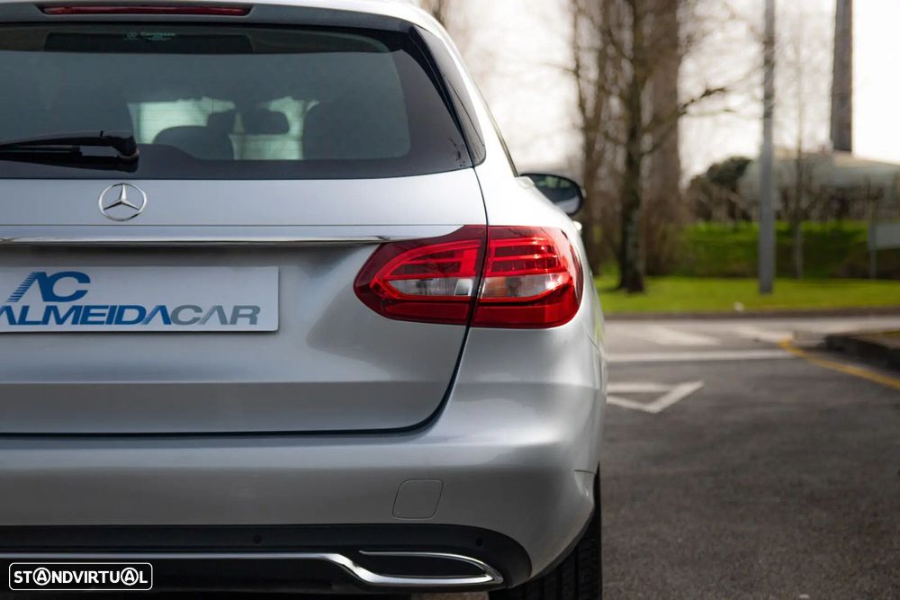 Mercedes-Benz C 180 - 37