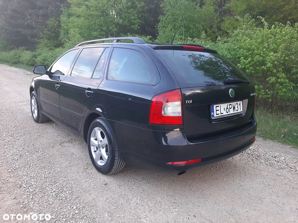 Skoda Octavia 1.6 TDI DPF FAMILY - 4