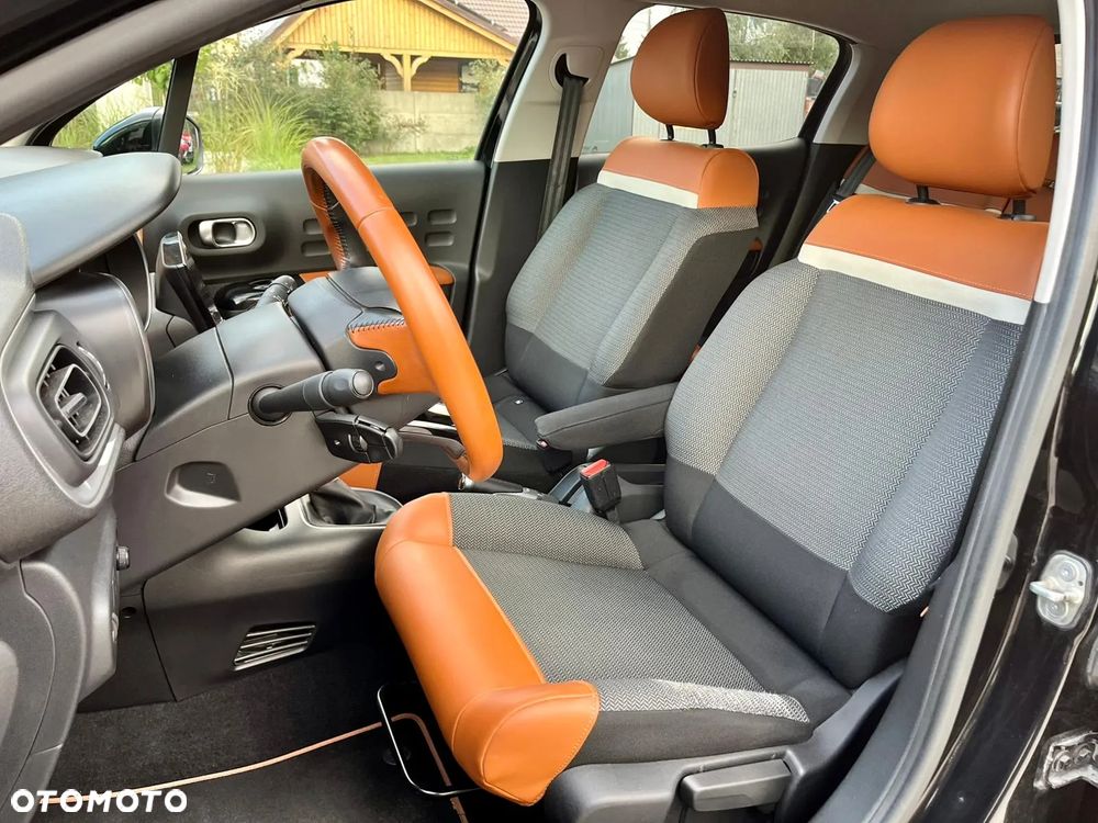 Citroën C3 1.2 PureTech Shine EAT6 - 11