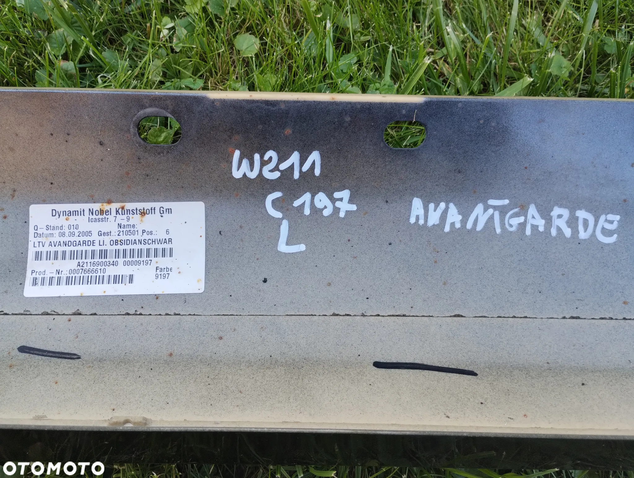 Mercedes W211 Avantgarde Próg Nakładka Progowa Lewa Kolor 197 - 3