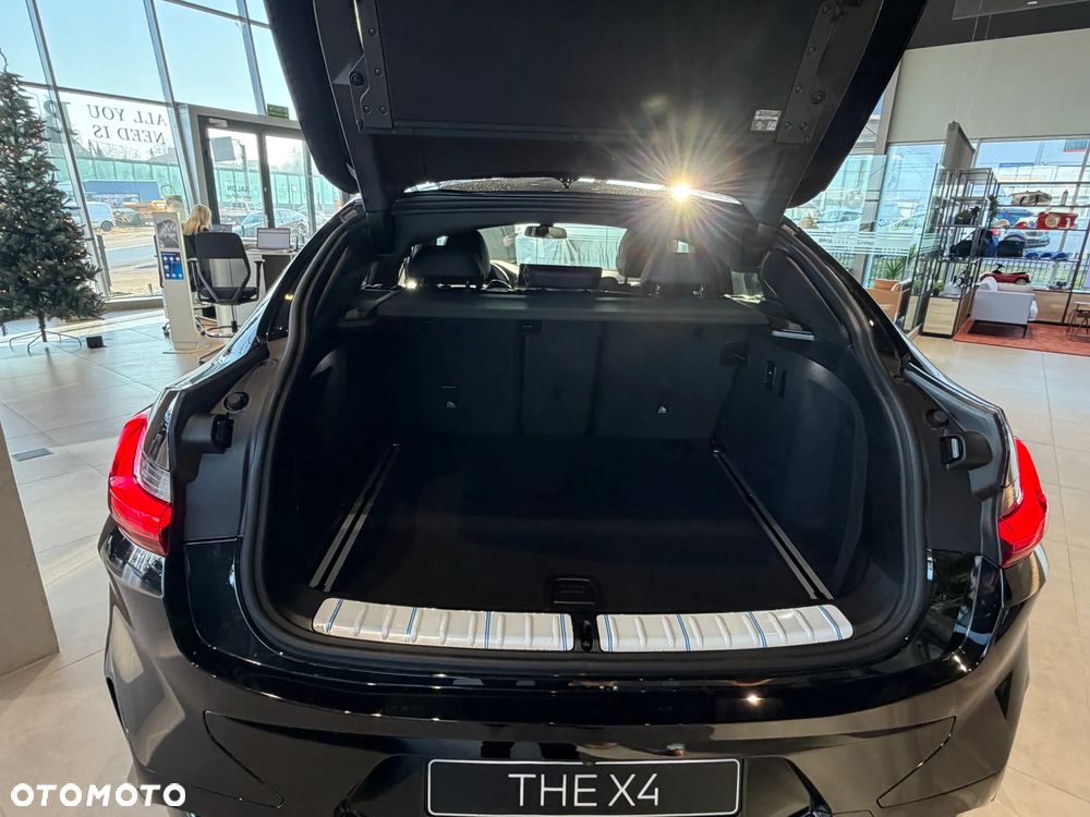 BMW X4 - 10
