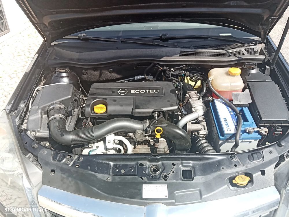 Opel Astra GTC 1.7 CDTi - 4