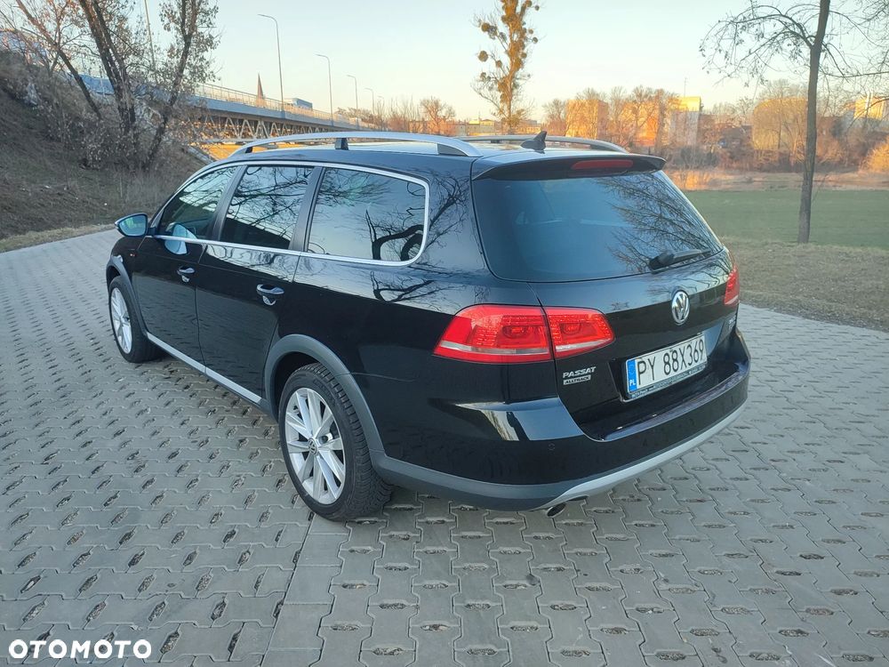 Volkswagen Passat Alltrack 2.0 TDI 4Motion DSG BlueMotion Tec - 9