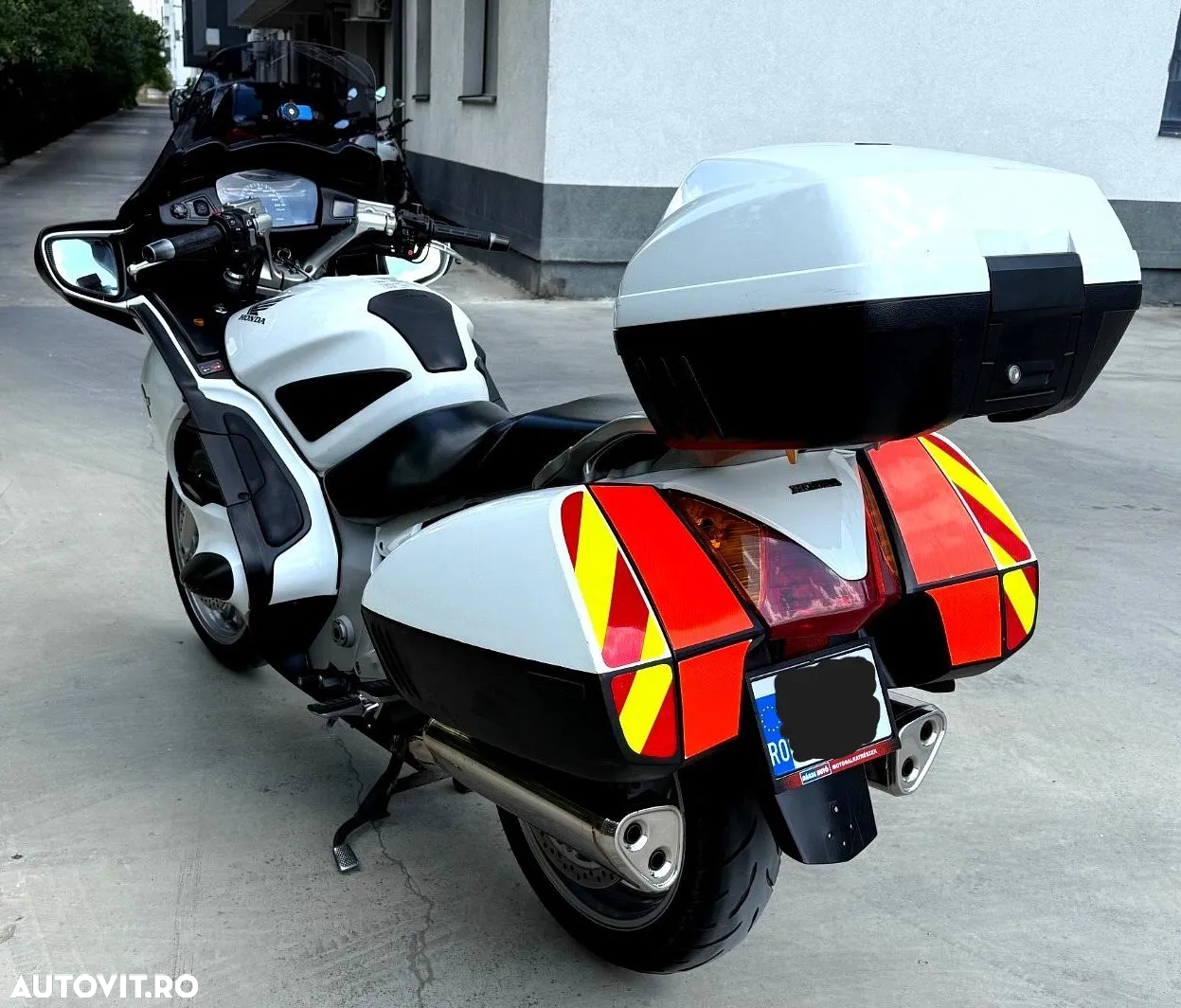 Honda ST 1300 Pan European - 5