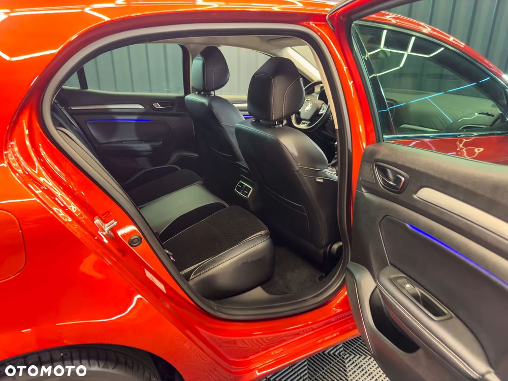 Renault Megane ENERGY TCe 130 INTENS - 16