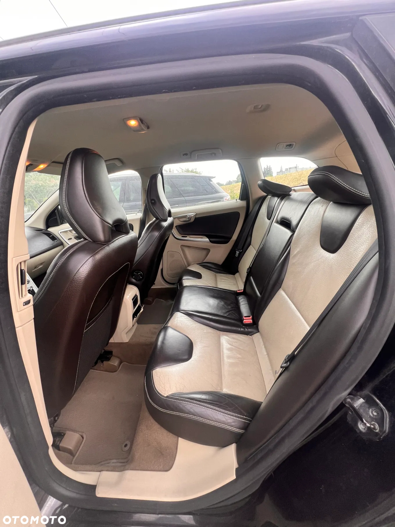 Volvo XC 60 2.4D AWD - 11