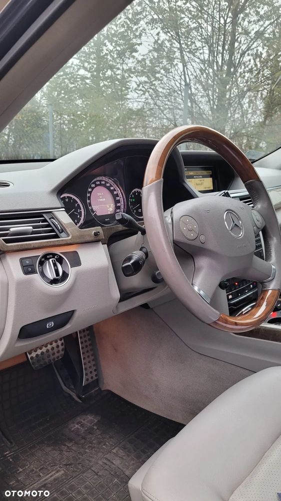 Mercedes-Benz Klasa E 350 4-Matic - 8