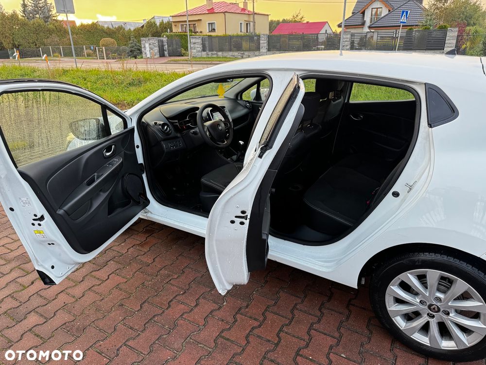 Renault Clio - 7