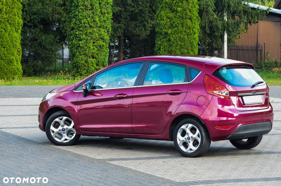 Ford Fiesta 1.25 Titanium - 19