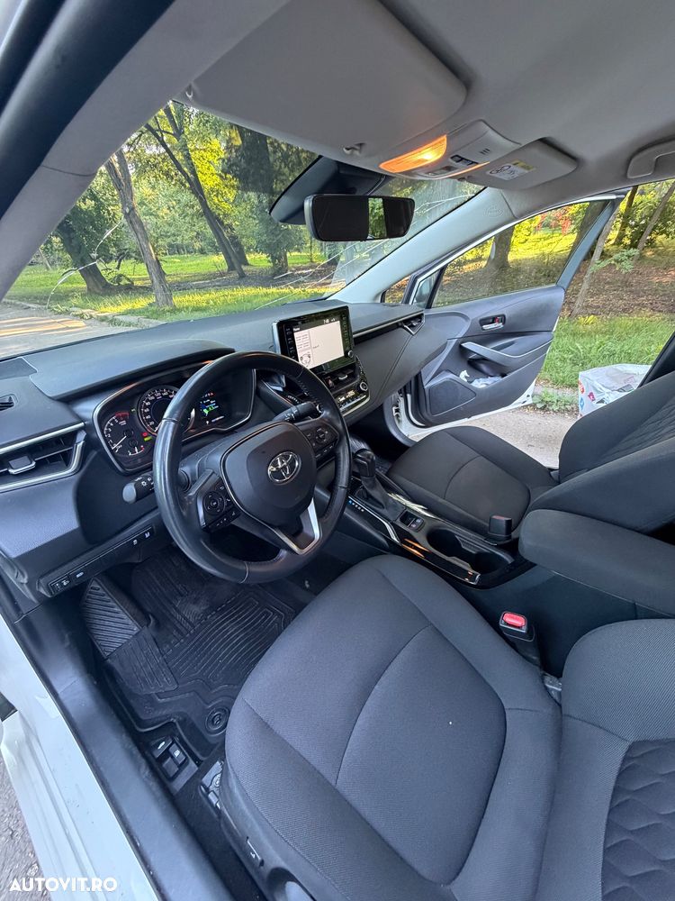 Toyota Corolla - 8