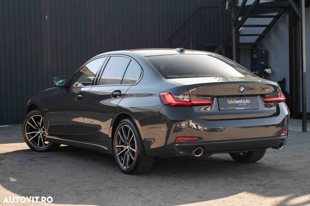 BMW Seria 3 320e Aut. - 23