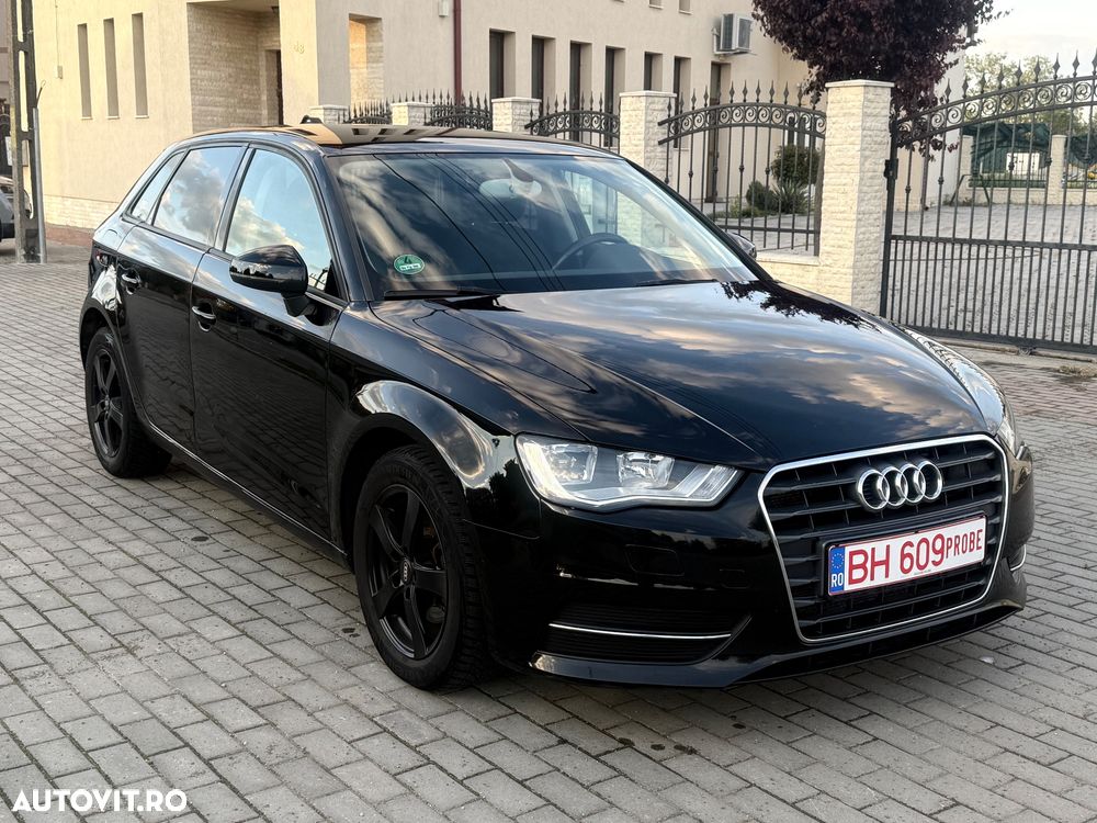 Audi A3 Sportback 1.2 TFSI Attraction - 2