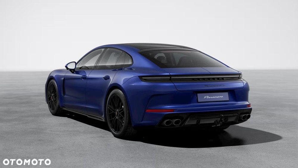 Porsche Panamera - 4